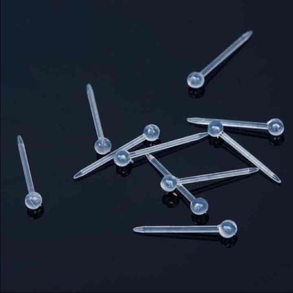 5 piece Clear Nose Retainers 20 gauge