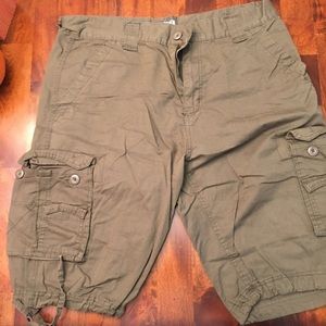 Men's M.O Seven Size 36 Cargo Shorts