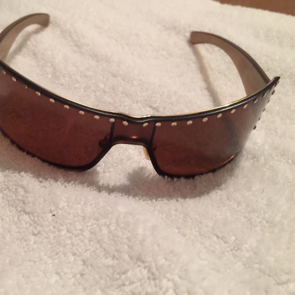 Blumarine sunglasses.