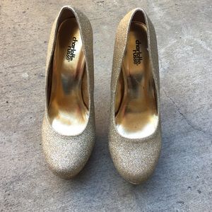 Charlotte Russe size 8 Gold glitter heel Charlotte Russe size 8 Gold glitter heel