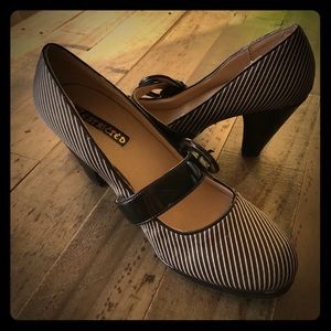 Restricted "Union" Mary-Jane heel