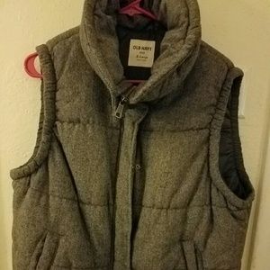 Old Navy Puffer Vest