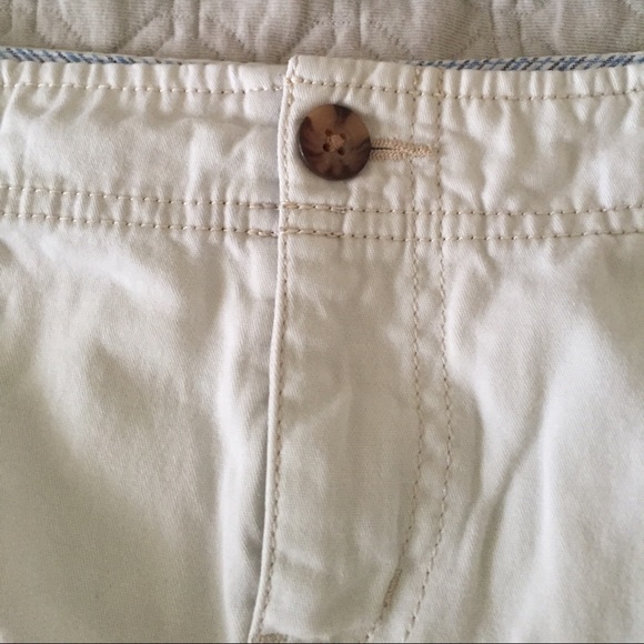 SOLD.  Eddie Bauer Skirt - Picture 2 of 4