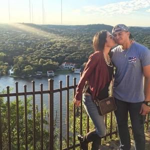 Meet your Posher, Victoria