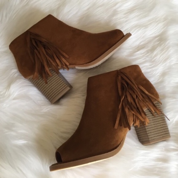 •Fringe Ankle Booties• - Picture 1 of 4
