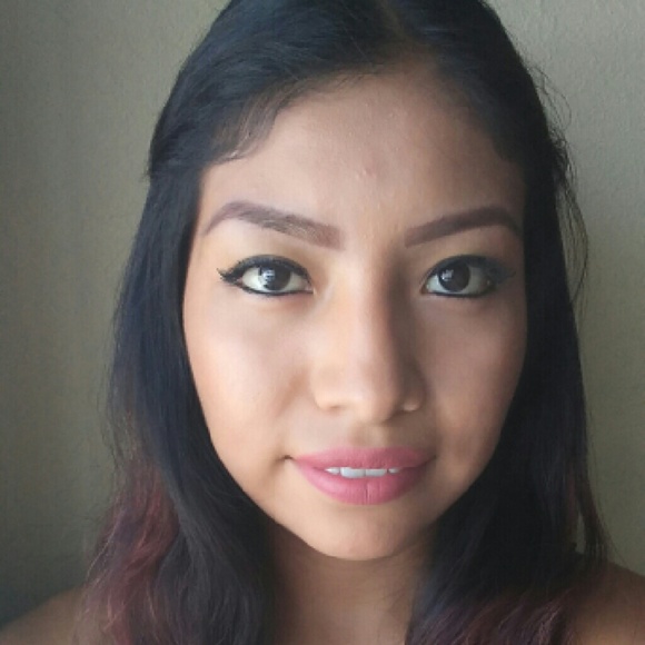 Meet your Posher, Ariadna - Picture 1 of 1