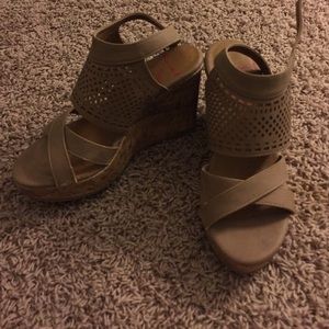 Size 7.5 Wedges