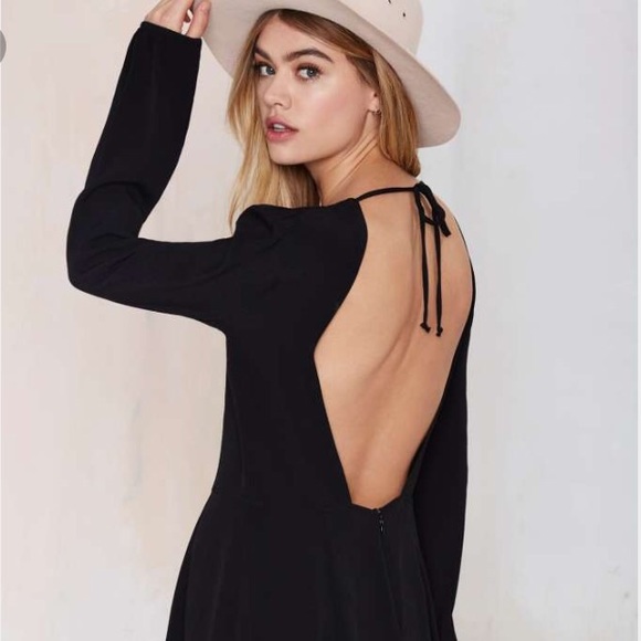 🔮NASTY GAL STOP SHORT CUT OUT DRESS🔮