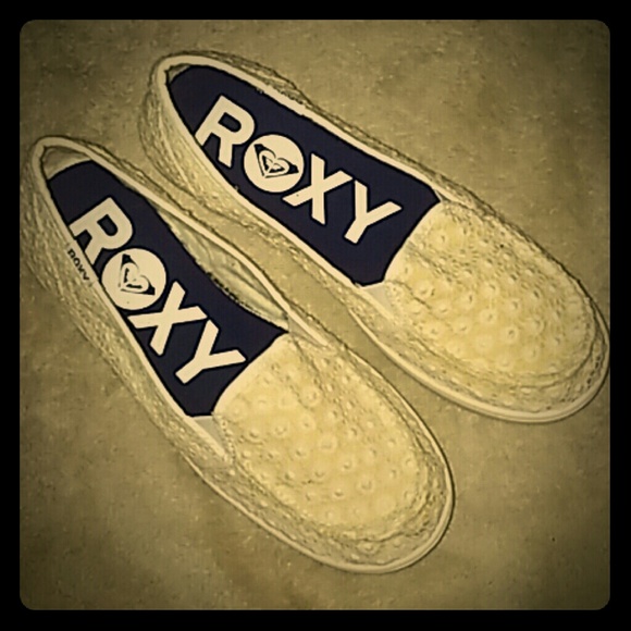 Roxy white & pale yellow eyelet shoes