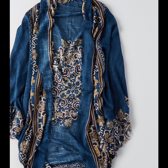 American Eagle Outfitters Sweaters - AE Kimono