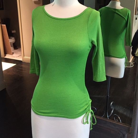 Bright green Michael stars 3/4 sleeve top