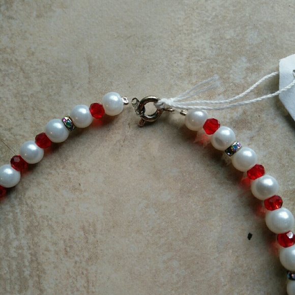 Marble and Crystal Necklace - Picture 3 of 3