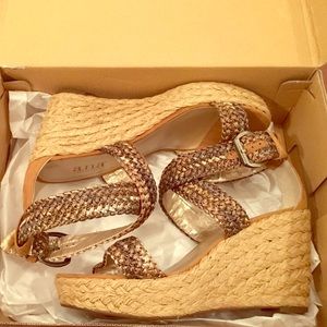 a.n.a Loretta metallic wedge