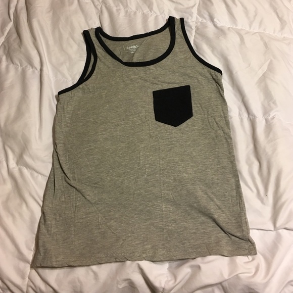 Gray tank with black pocket