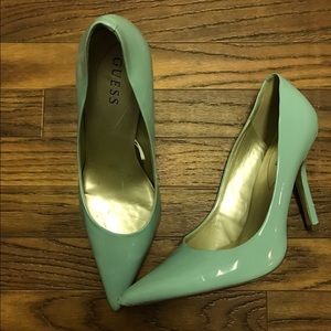 ❗️REDUCED❗️Tiffany Blue Guess Heels