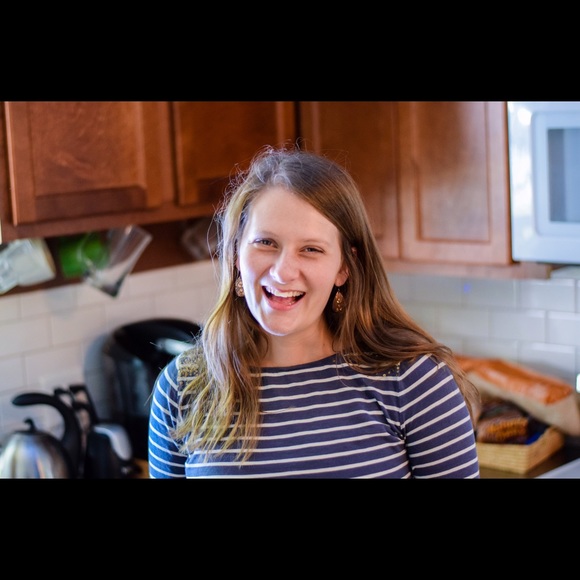 Meet your Posher, Katherine