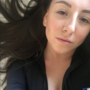Meet your Posher, Cassie