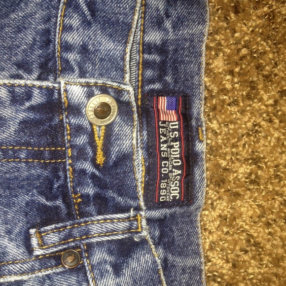 Blue jeans - Picture 2 of 2
