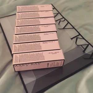 Bundle: Mary Kay Timewise Matte Foundation
