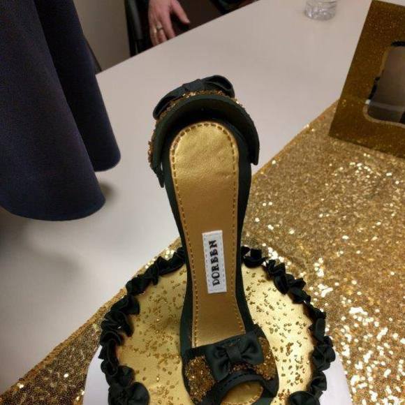 Meet your Posher, Doreen - Picture 1 of 1