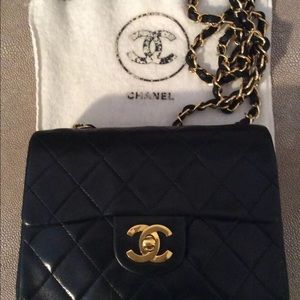 Ladies Chanel bag