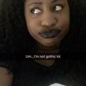 Meet your Posher, Briana