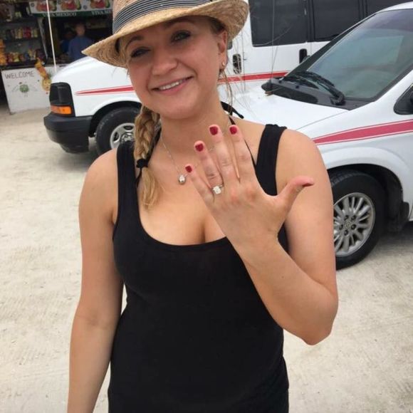 Meet your Posher, Gabrielle