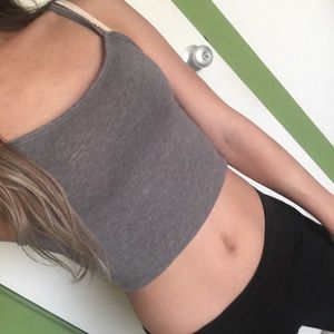 Grey cropped tank