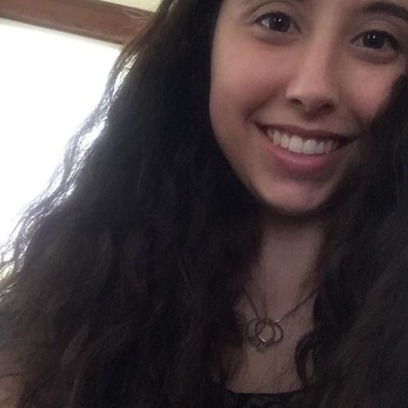 Meet your Posher, Helen - Picture 3 of 4