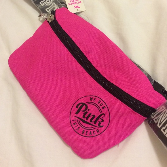 🎈 Victoria's Secret PINK Fanny Pack