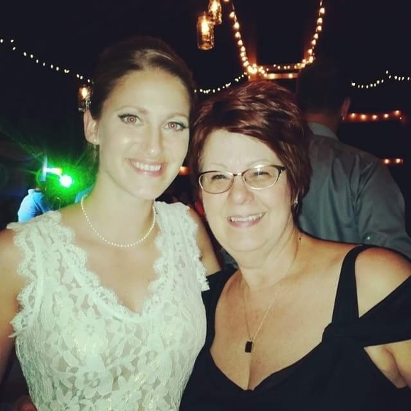 Meet your Posher, Ashley - Picture 1 of 1