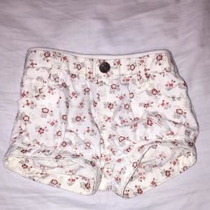 Baby gap floral shorts