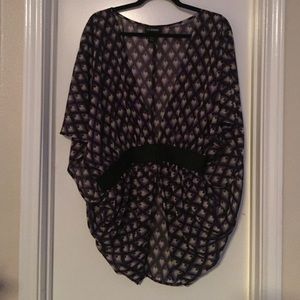 Kimono style very pretty purple top