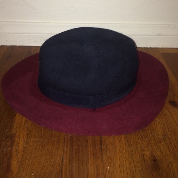 Color Block wide brim hat from Urban