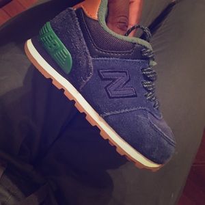 Sneakers my son can no longer fit✨