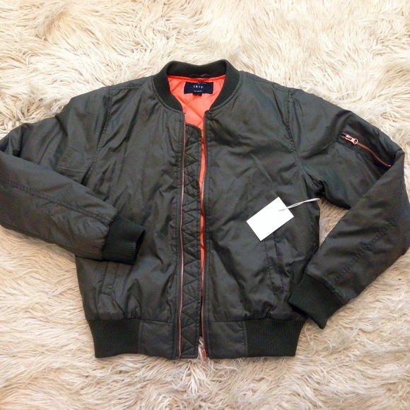 •FINAL PRICE• Olive Green Bomber Jacket - Picture 2 of 4