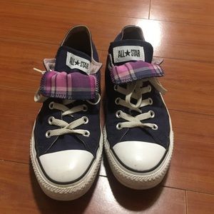 Navy blue plaid women's size 10 converse.