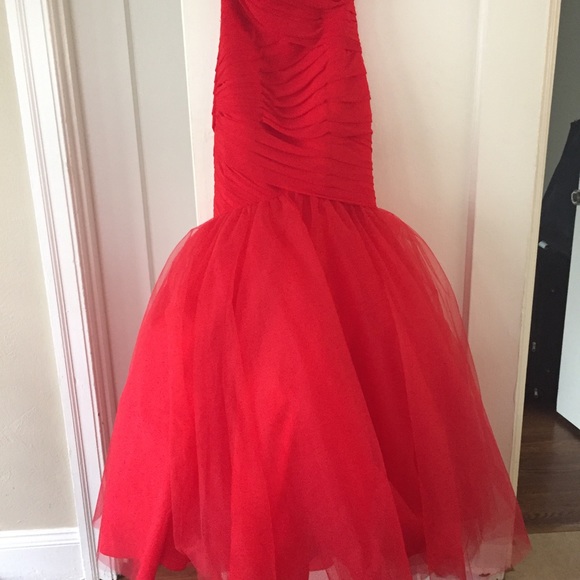 Beautiful formal gown size 4