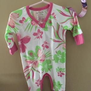 A.T.U.N. Lightweight weight sleeper