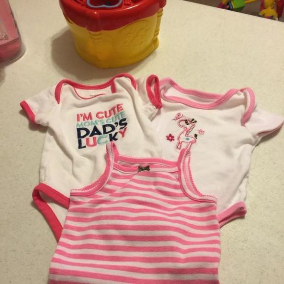 Set of 3 onesies