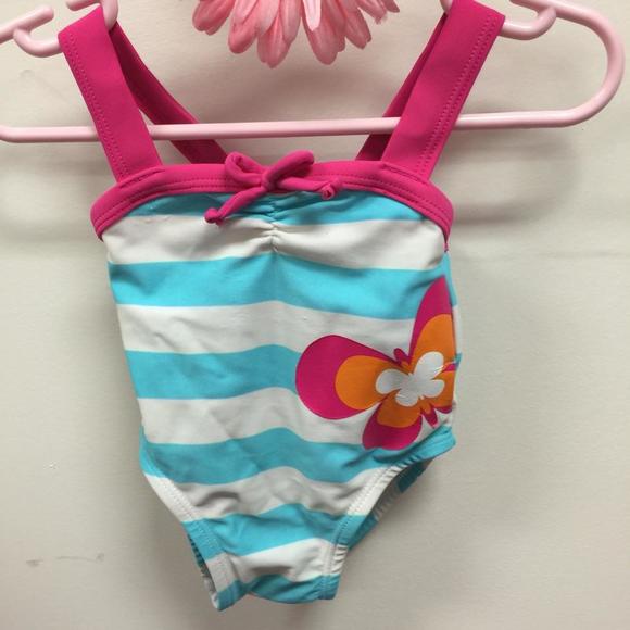 NEW LISTING 👙bathing suit👙