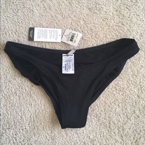 Patagonia Sunamee Swim Bottoms (Size M)
