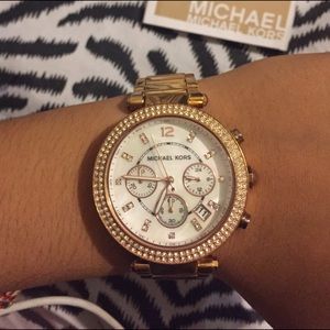 Michael Kors Gold Watch AUTHENTIC no trades.