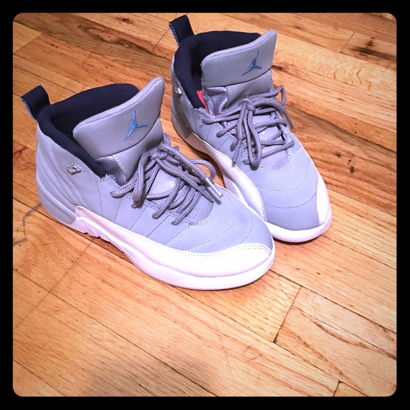 Preloved Jordan 12 Retro
