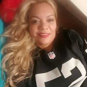 Meet your Posher, Yolanda