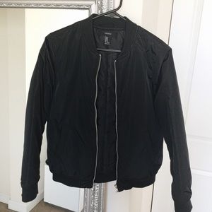 BLACK BOMBER JACKET