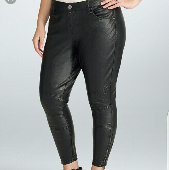 Rebel Wilson for Torrid Faux Leather pants sz 14