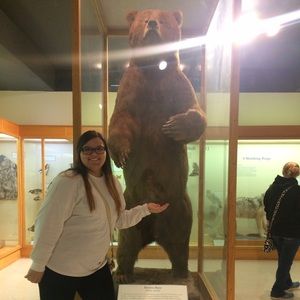 Meet your Posher, Holly