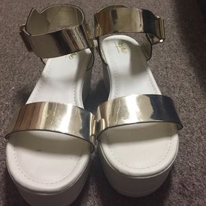 Mossimo Platform Sandals