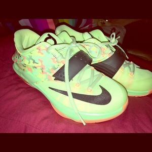 Nike Kd 6 Easter gym shoes